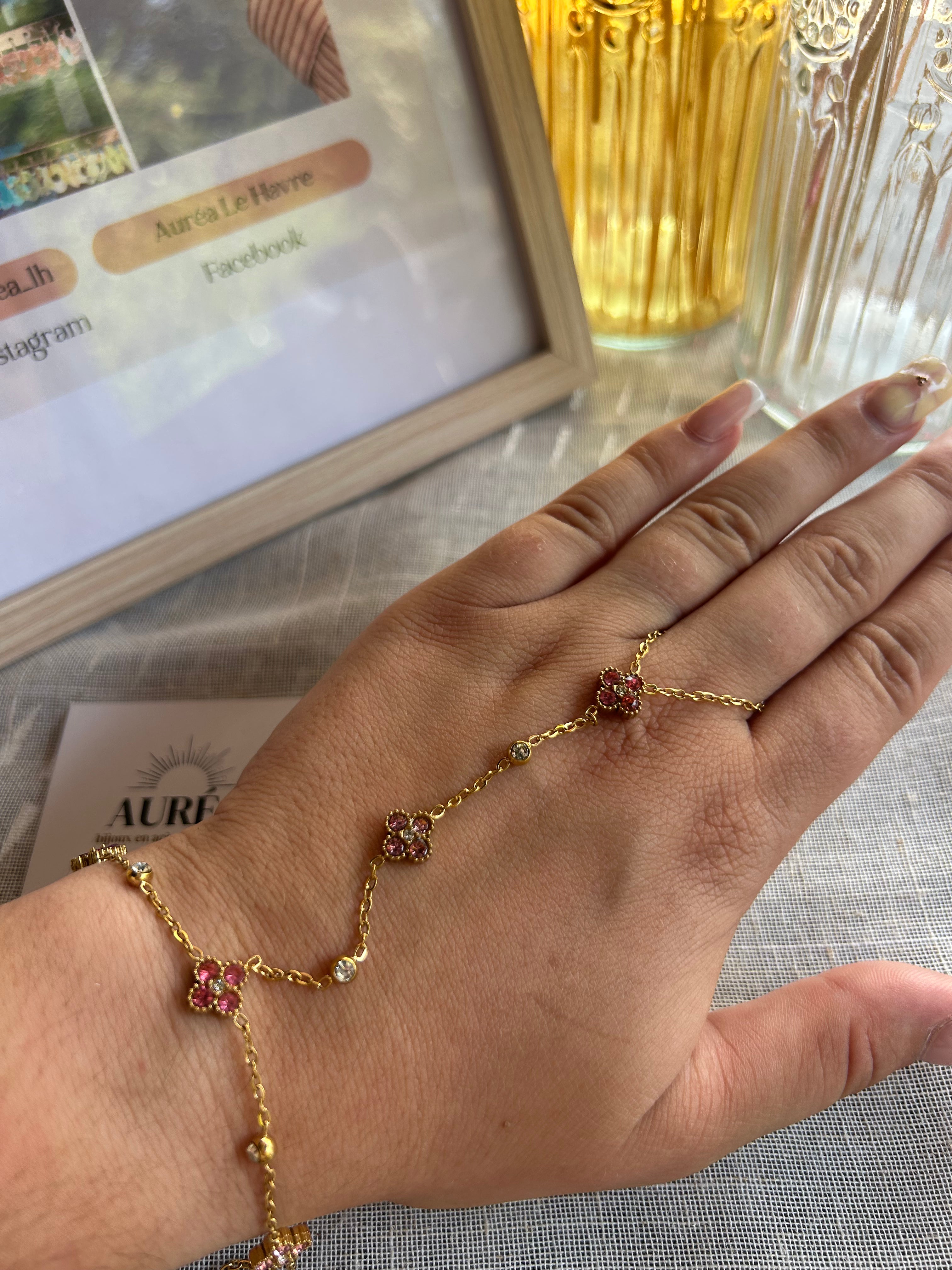 chaine de main alma rose